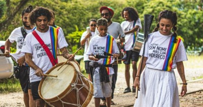 Sem Nome + Com Endereço Cortejo de Maracatu